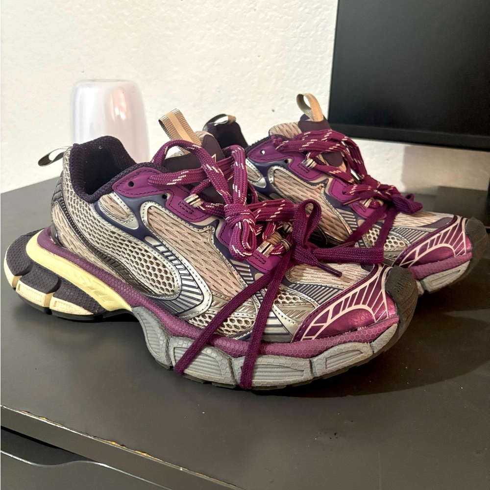 Stylish Women's Purple Sneakers